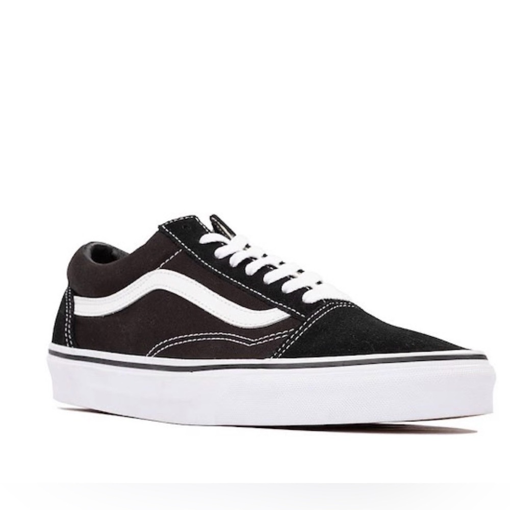 Vans Old Skool Classic Black and White Sneakers